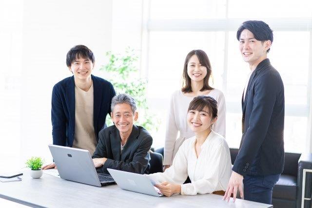 週3日～＆高時給！データ入力・資料修正などの事務♪未経験OK！のメイン画像